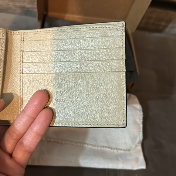 Gucci Men Wallet - Picture 6 of 10
